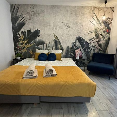 Wow! Paradise Aparthotel Krasków Εξωτερικό φωτογραφία